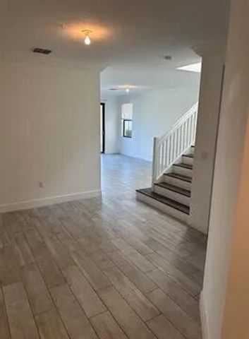 3016 King Palm Way, Riviera Beach, FL 33410