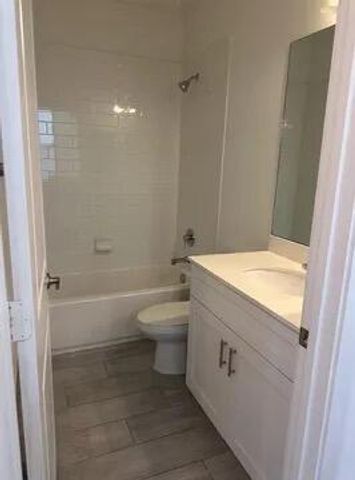 3016 King Palm Way, Riviera Beach, FL 33410