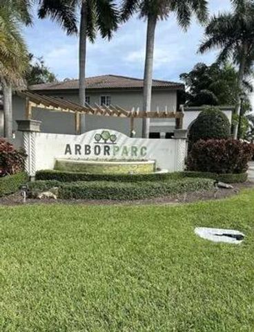 3016 King Palm Way, Riviera Beach, FL 33410