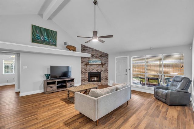 4026 Bentley Drive, Pearland, TX 77584