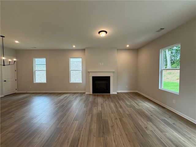 3235 3235 Willow Glade Trail, Lawrenceville, GA 30043