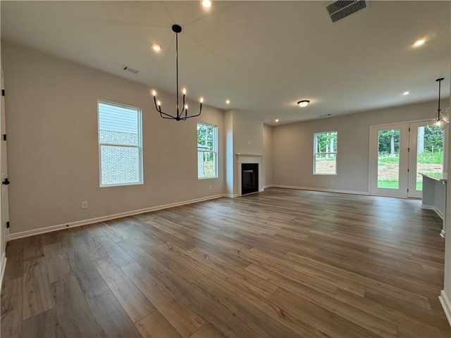 3235 3235 Willow Glade Trail, Lawrenceville, GA 30043