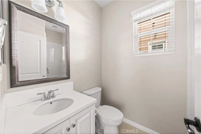352 Golden Bear Ln, Upland, CA 91786