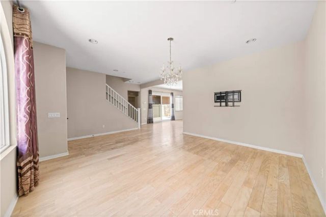 352 Golden Bear Ln, Upland, CA 91786