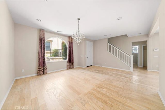 352 Golden Bear Ln, Upland, CA 91786