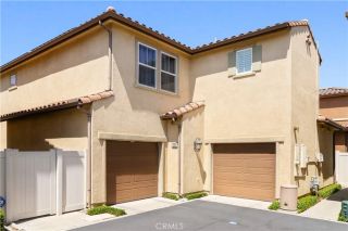 352 Golden Bear Ln, Upland, CA 91786