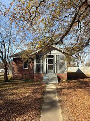 136 Mccary Street, Edgefield, SC 29824