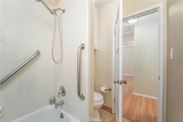 5637 Adenmoor, Lakewood, CA 90713