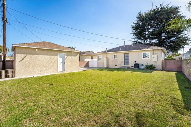 5637 Adenmoor, Lakewood, CA 90713