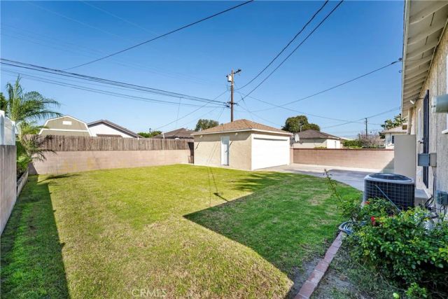 5637 Adenmoor, Lakewood, CA 90713