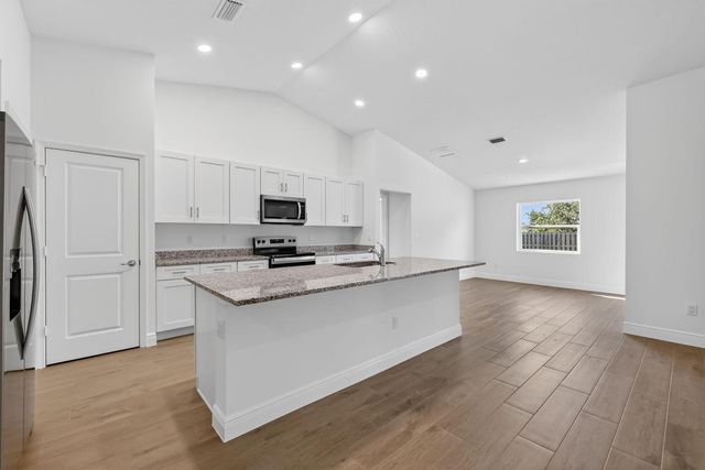 1267 SW Edinburgh Drive, Port St. Lucie, FL 34953