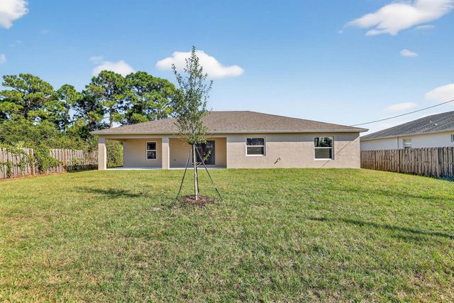 1267 SW Edinburgh Drive, Port St. Lucie, FL 34953