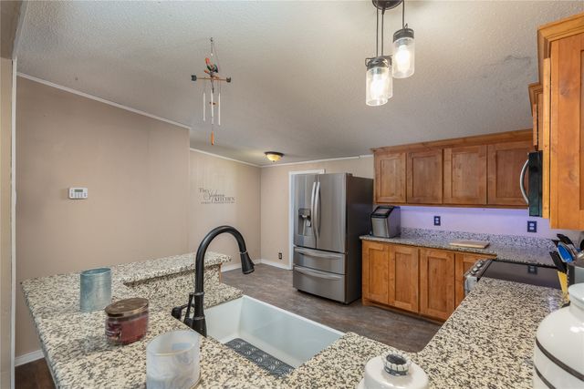 100 Blue Valley Court, Springtown, TX 76082