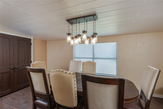 100 Blue Valley Court, Springtown, TX 76082