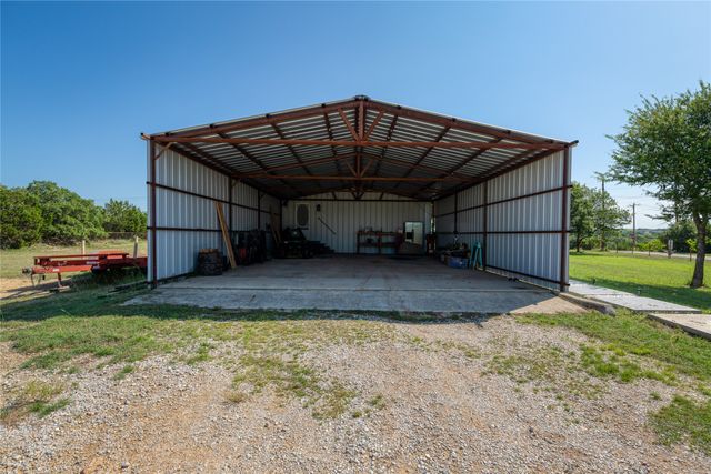 100 Blue Valley Court, Springtown, TX 76082