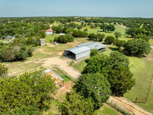 100 Blue Valley Court, Springtown, TX 76082