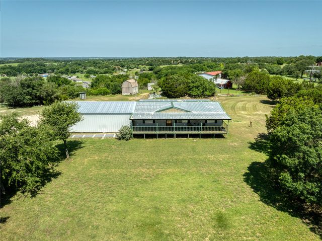 100 Blue Valley Court, Springtown, TX 76082