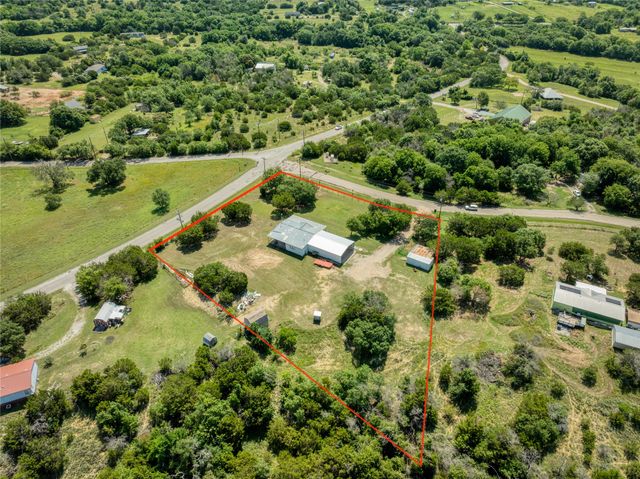 100 Blue Valley Court, Springtown, TX 76082