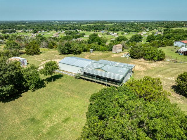 100 Blue Valley Court, Springtown, TX 76082