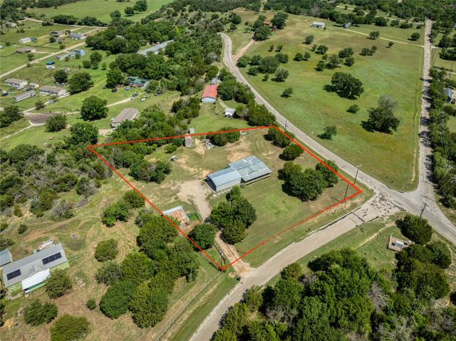 100 Blue Valley Court, Springtown, TX 76082