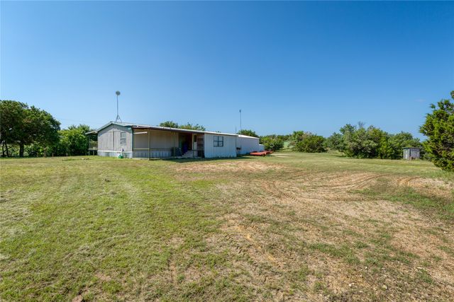 100 Blue Valley Court, Springtown, TX 76082
