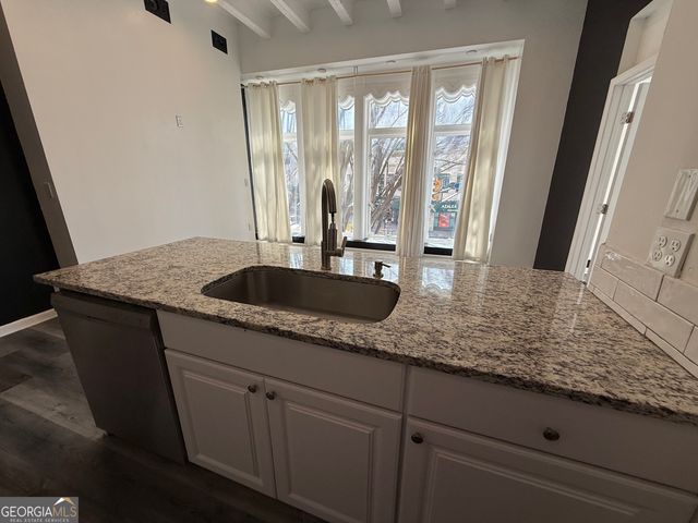 32 Peachtree Street NW APT 207, Atlanta, GA 30303
