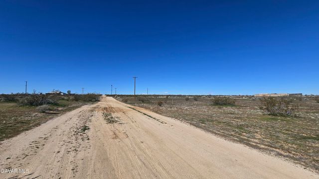 Ave F8 Nr 197th St East, Lancaster, CA 93535