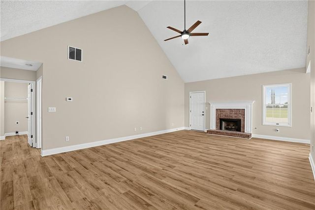 1512 Queen Elizabeth Drive, Locust Grove, GA 30248