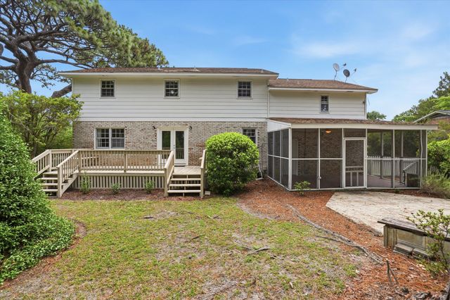 932 Tall Pine Road, Mount Pleasant, SC 29464