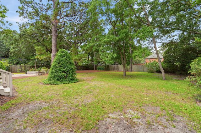932 Tall Pine Road, Mount Pleasant, SC 29464