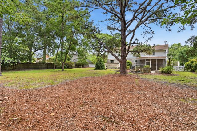 932 Tall Pine Road, Mount Pleasant, SC 29464