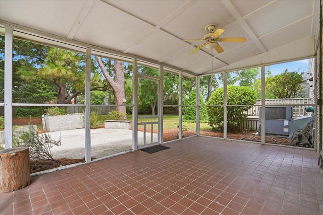 932 Tall Pine Road, Mount Pleasant, SC 29464