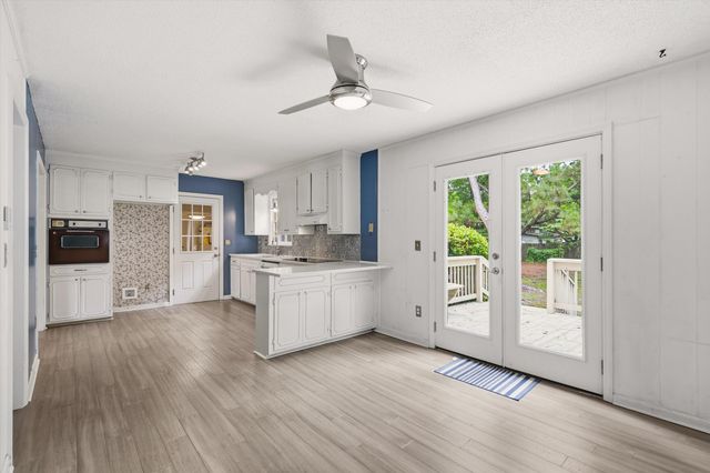 932 Tall Pine Road, Mount Pleasant, SC 29464