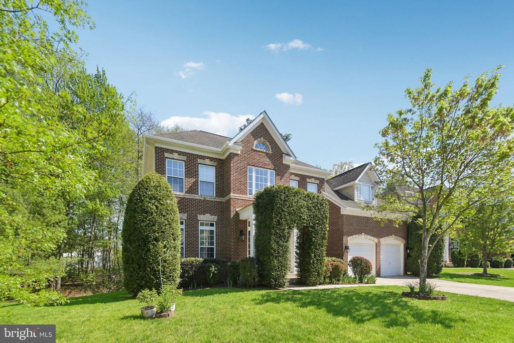 Image 1 of property listing at 11603 BRIGIT CT, Bowie, MD 20720