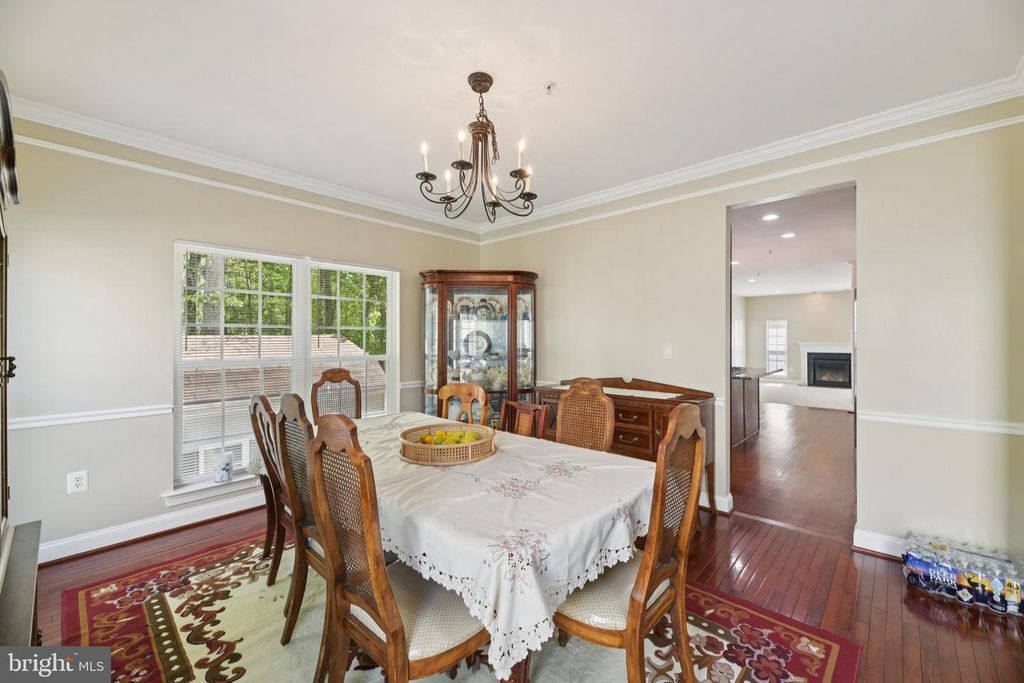 Image 4 of property listing at 11603 BRIGIT CT, Bowie, MD 20720