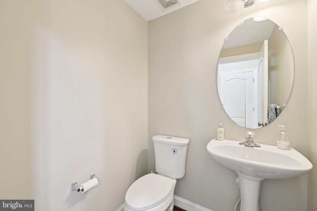 Image 52 of property listing at 11603 BRIGIT CT, Bowie, MD 20720