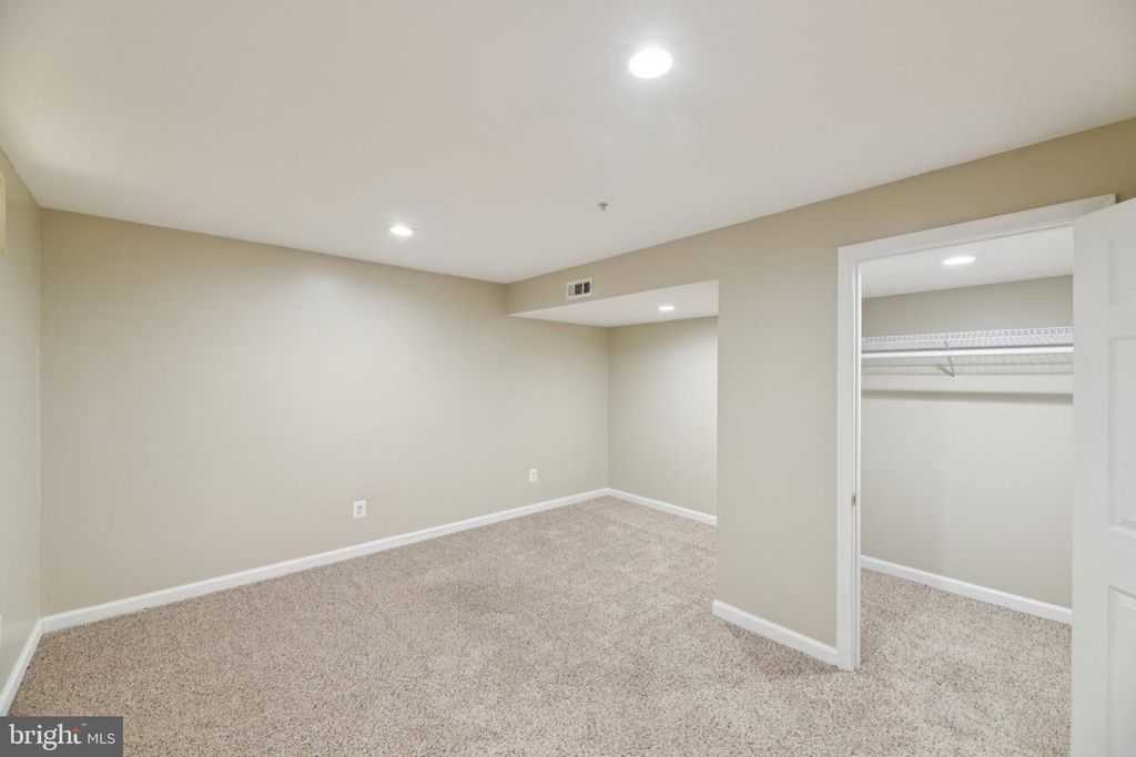 Image 60 of property listing at 11603 BRIGIT CT, Bowie, MD 20720