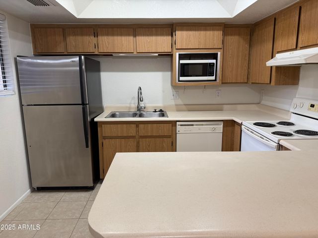 8155 E ROOSEVELT Street 128, Scottsdale, AZ 85257