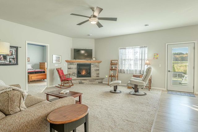 201 Boann Terrace, Belleville, WI 53508