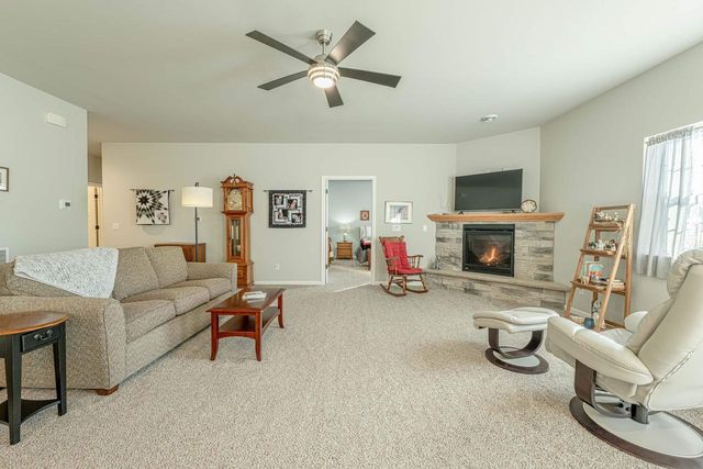201 Boann Terrace, Belleville, WI 53508