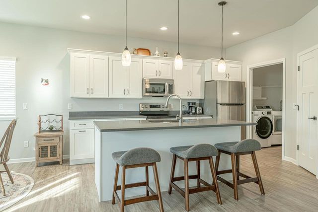 201 Boann Terrace, Belleville, WI 53508