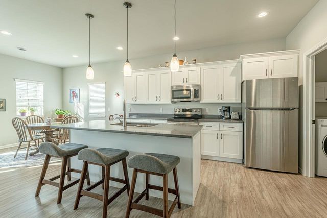 201 Boann Terrace, Belleville, WI 53508