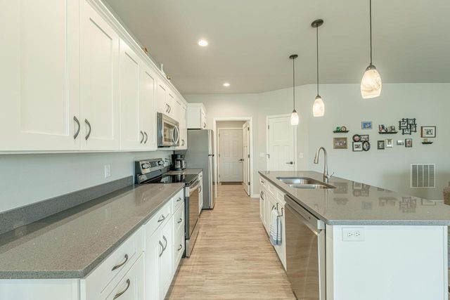 201 Boann Terrace, Belleville, WI 53508