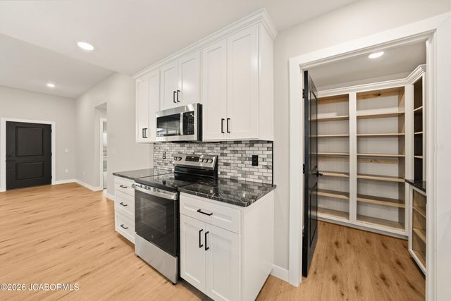 141 POELKER PLACE, Jefferson City, MO 65109