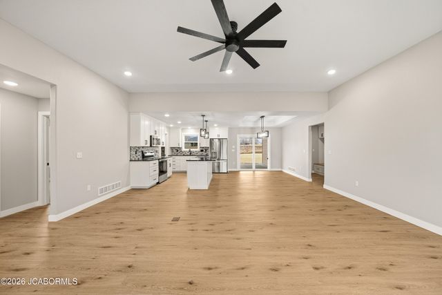 141 POELKER PLACE, Jefferson City, MO 65109