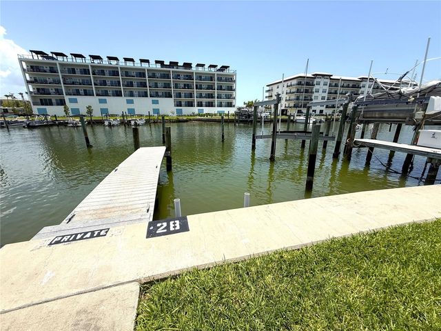 201 MEDALLION BOULEVARD D, Madeira Beach, FL 33708