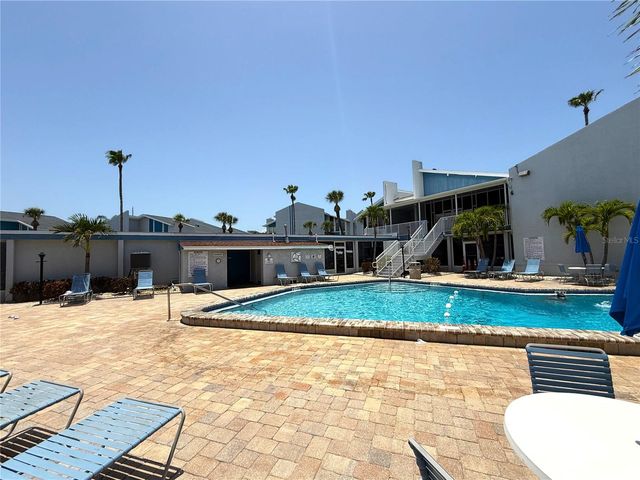 201 MEDALLION BOULEVARD D, Madeira Beach, FL 33708