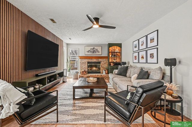 1724 N 146th Street, Omaha, NE 68154