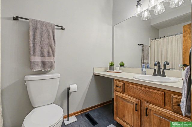 1724 N 146th Street, Omaha, NE 68154