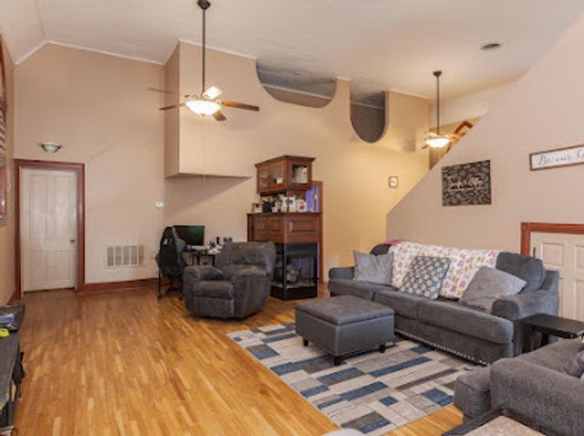 101 E Grove Street, Pontiac, IL 61764